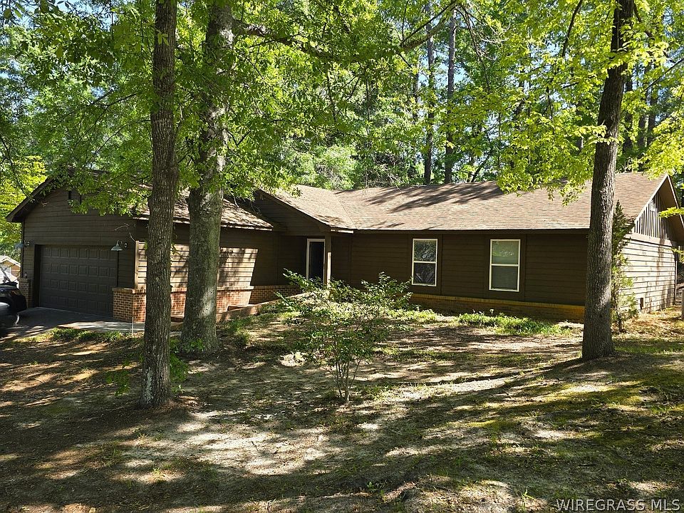 1st image of 130 Martha Dr