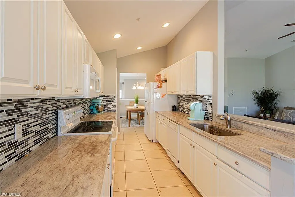Building Photo - 1420 Tiffany Ln #2601