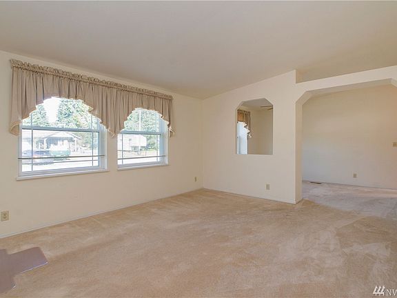 5th image of 87 W Fairway Dr