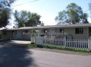 8604 E Valleyway Ave, Spokane, WA 99212