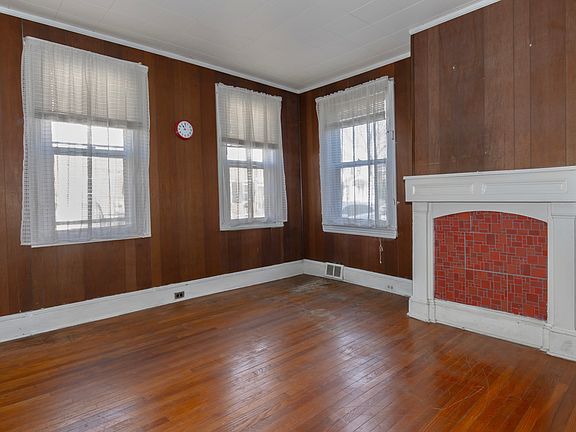 5th image of 322 Washington Ave