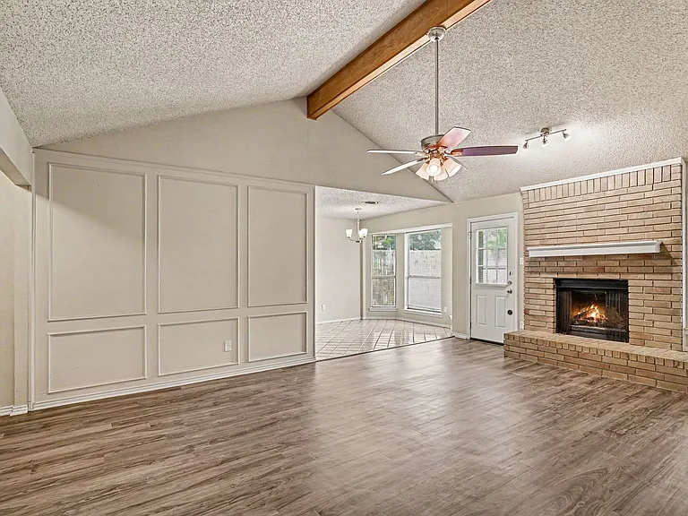 2608 Green Ridge St — Photo 11