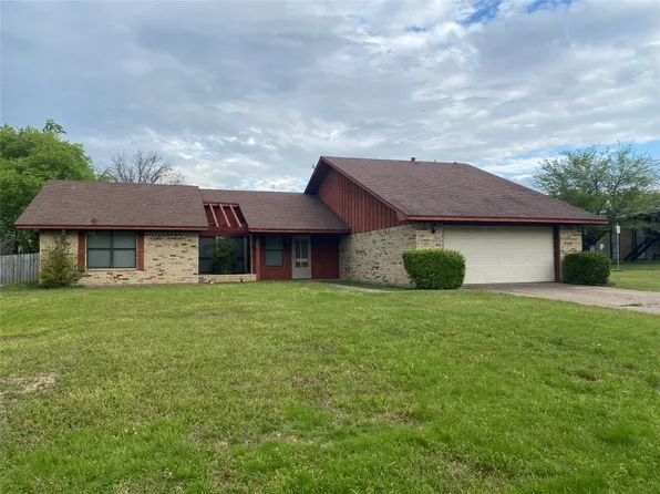 217 Myndi St, Sulphur Springs, TX 75482