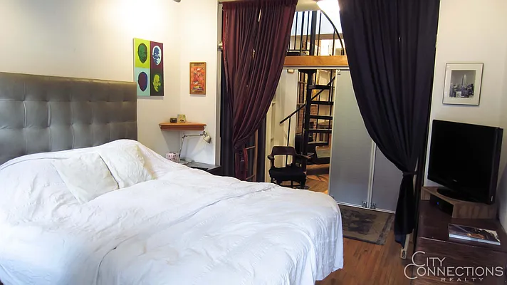 Rented by City Connections Realty | media 9