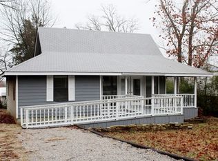 605 Alamo Dr, Mountain View, AR 72560