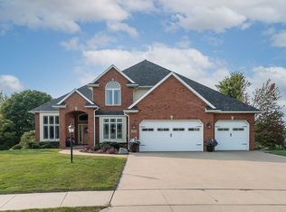 4833 Dryden Ct, Iowa City, IA 52245