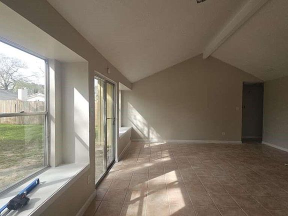 3rd image of 12311 Kings Chase Dr