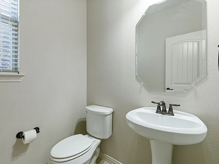 1545 Tanglewood Trl — Photo 5