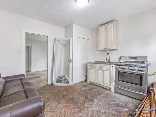 177-53 105th Avenue image 6 of 19