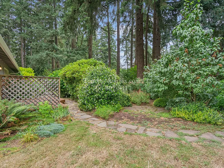 5177 SW West Sunset Dr — Photo 37