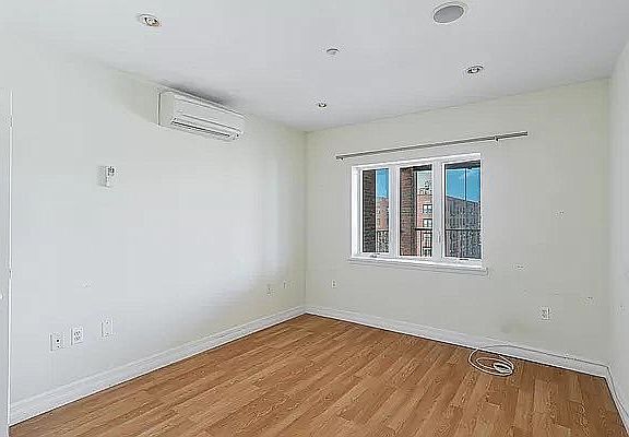5th image of 32-14 30th Ave Penthouse A