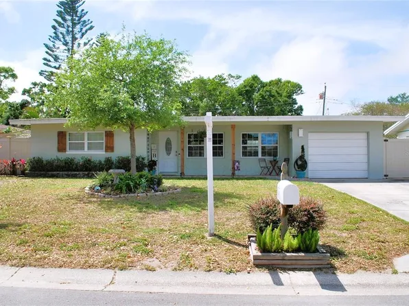 11248 115th St, Seminole, FL 33778