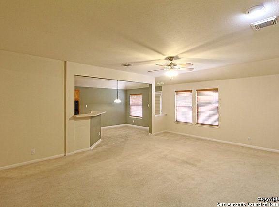 5th image of 217 Valona Dr