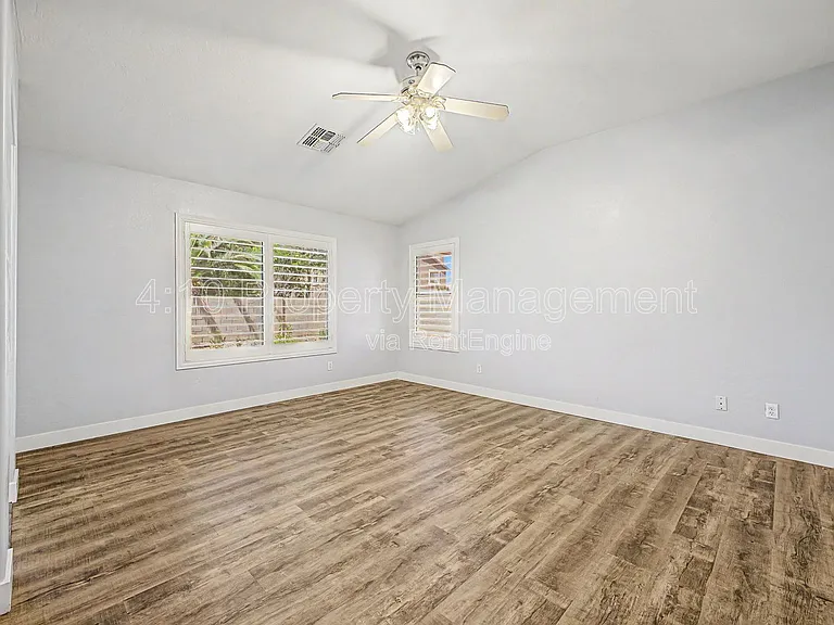 3296 E Warbler Rd — Photo 12