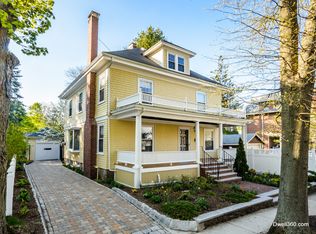 7 Danville St, West Roxbury, MA 02132