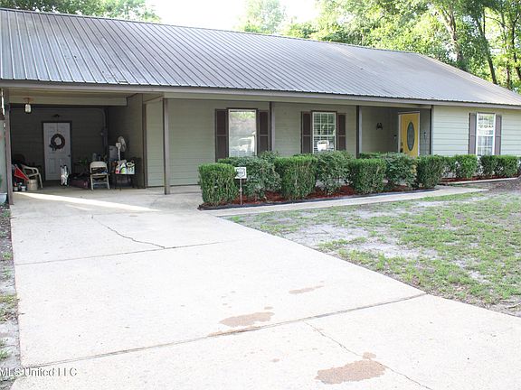 2nd image of 1533 Albacore Dr
