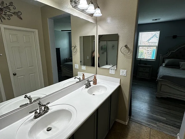 14934 W Georgia Dr — Photo 16
