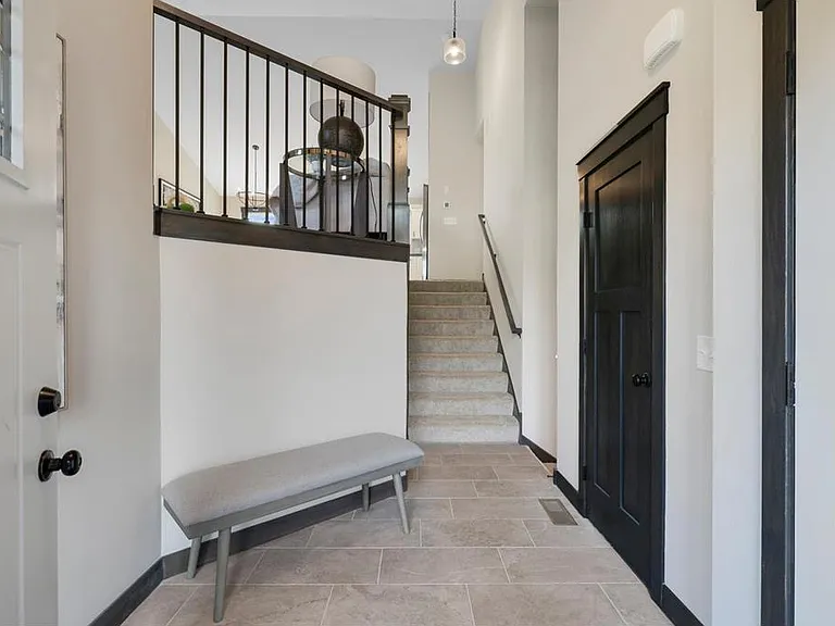 18560X Hexham Ln — Photo 3