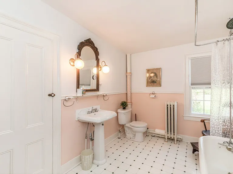 2214 Montauk Hwy — Photo 14