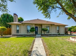 1026 Green Canyon Dr, Mesquite, TX 75150