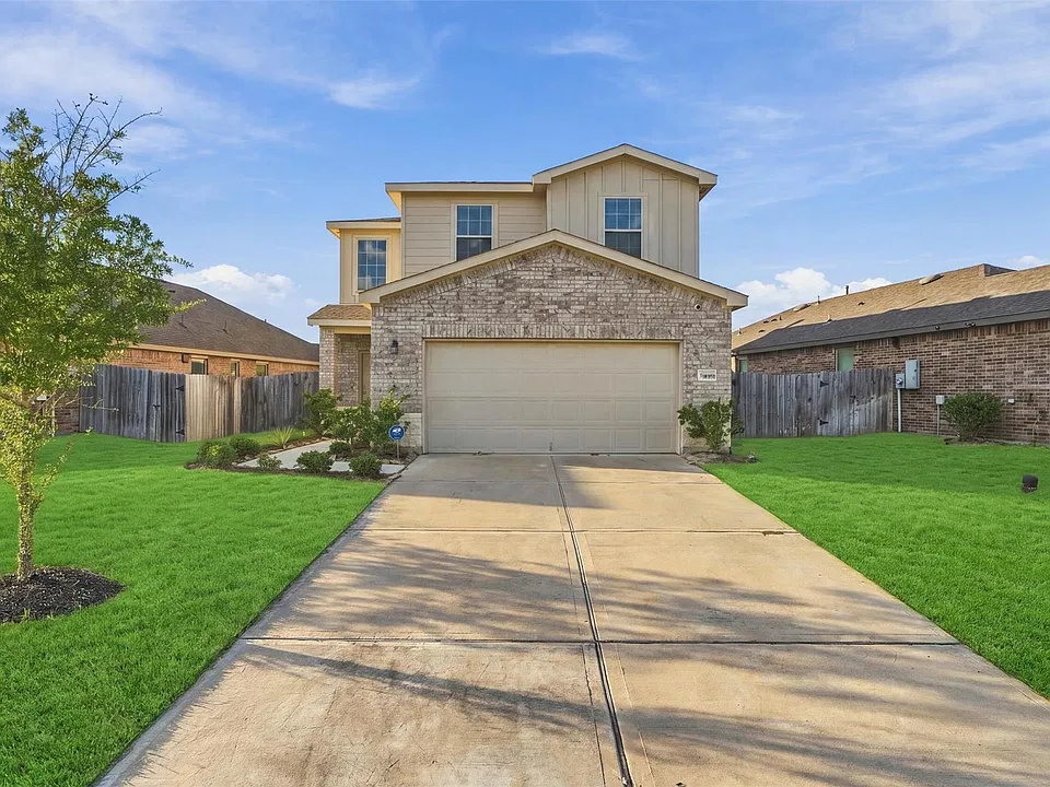 18952 Buckley Oak Dr