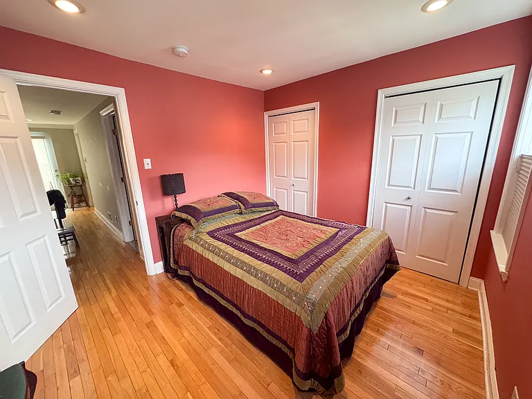 1818 Webster St — Photo 6