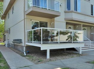 Paradise Village, Edmonton, AB T6L 7G8