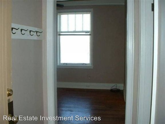 3rd image of 1 N Broadway APT 3