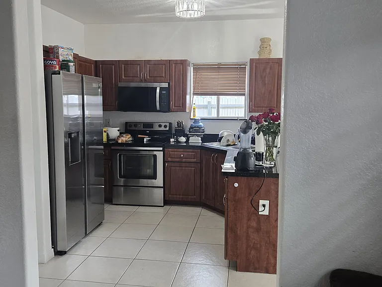 4604 SW 164th Pl #HOUSE — Photo 6