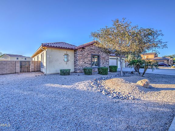 4th image of 7124 S 67th Drive