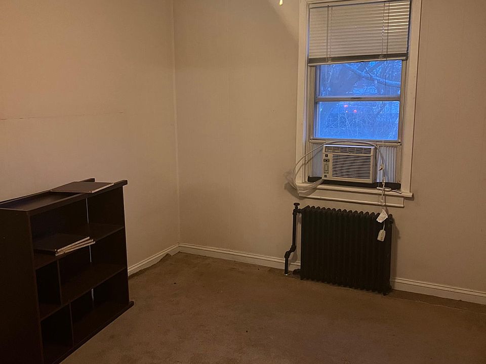 1st image of 26 Cesario Pl #3