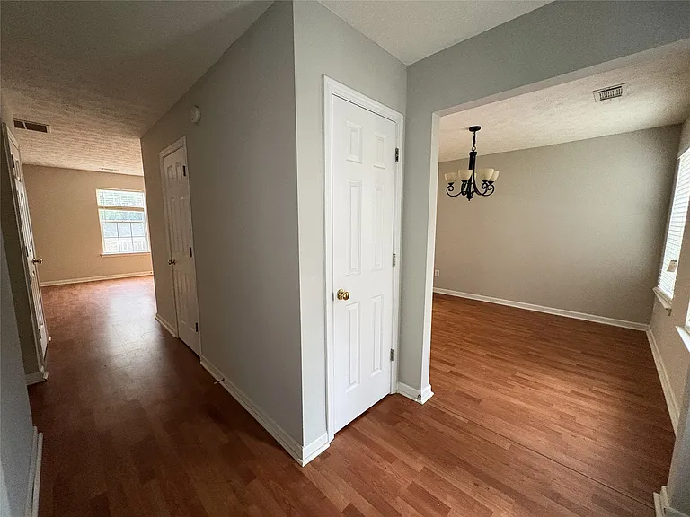 1863 Skylar Leigh Dr — Photo 8