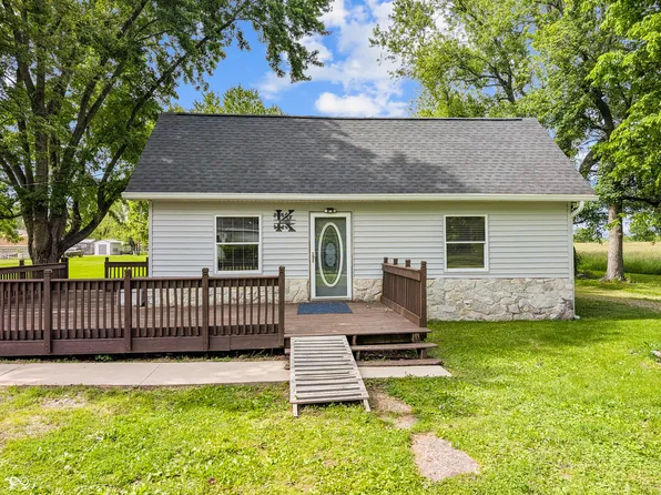 308 E Harrison St, Kirklin, IN 46050