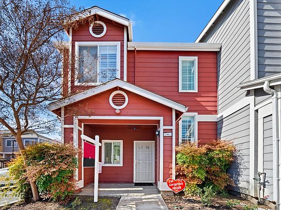 2nd image of 729 Bonita Pl