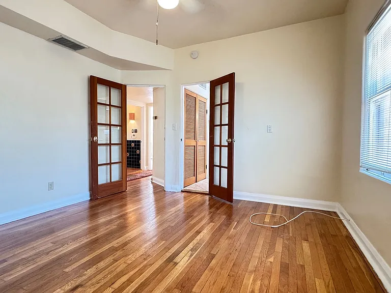 2816 E Hawthorne St — Photo 13