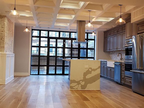 3rd image of 69 Clarkson Ave APT 2