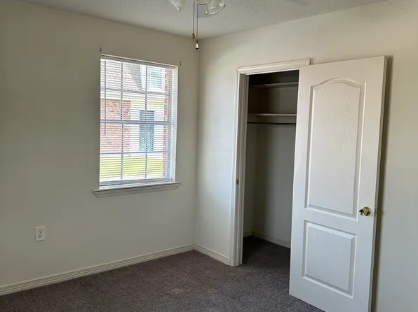 202 Omega St #B & C, Belle Chasse, LA 70037