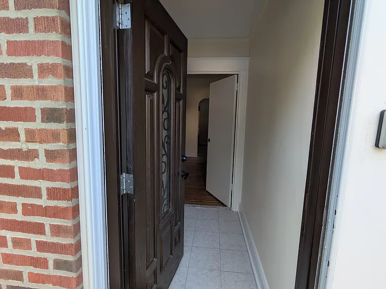 1395 Kearney Ave #1RL — Photo 12