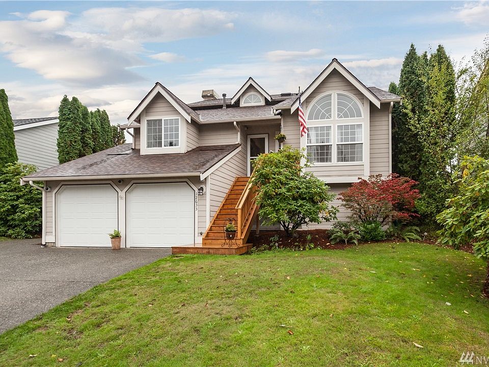 Well-maintained home on a quiet cul-de-sac