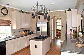 3rd image of 2114 S Pecan Trail Dr
