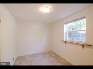 2101 York Dr, Woodbridge, VA 22191