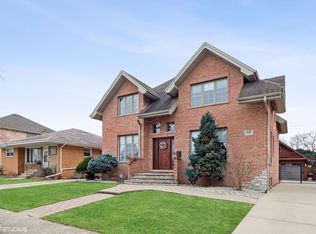 7137 W Wright Ter, Niles, IL 60714