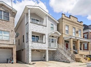 417 Cliff St, Fairview, NJ 07022