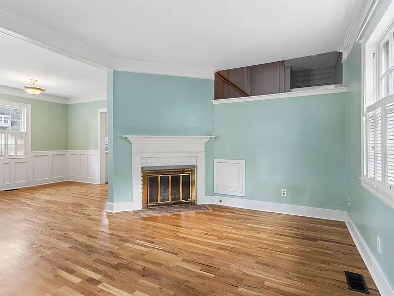 85 Hopkins St — Photo 5