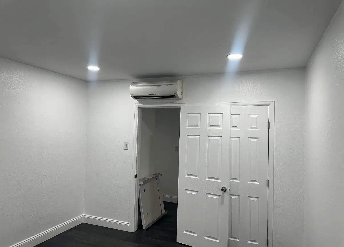 1100 Colorado Blvd — Photo 3