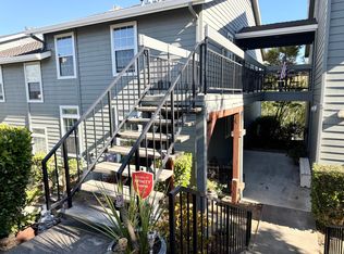 7670 Canyon Meadow Cir APT E, Pleasanton, CA 94588