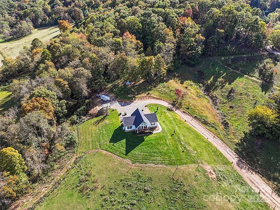 30th image of 303 Johnson Farm Rd