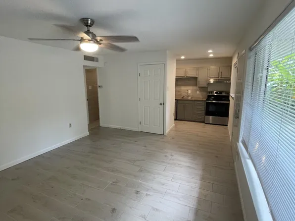 505 University Walk Unit 2, Baton Rouge, LA 70802
