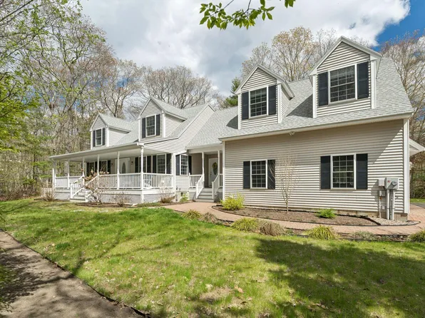 20 Rachel Drive, Kennebunk, ME 04043