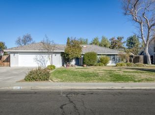 280 E Birch Ave, Hanford, CA 93230